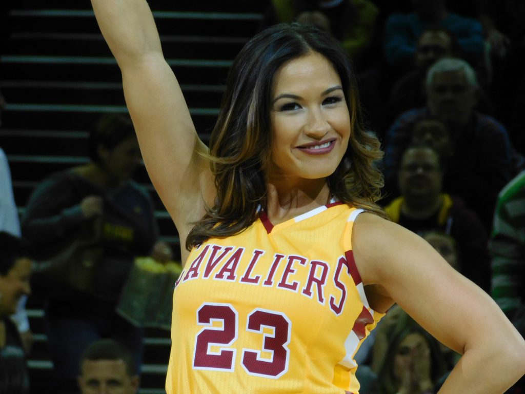 Cavs Cheerleader