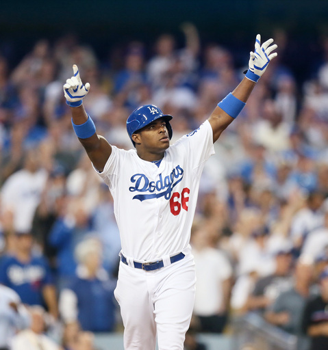 5 Reasons Why The Cleveland Indians Should Trade for Yasiel Puig