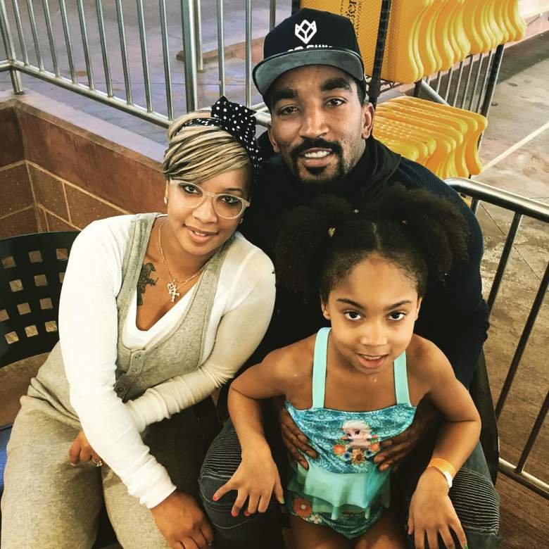 Cavs' J.R. Smith holds premature baby girl for first time in