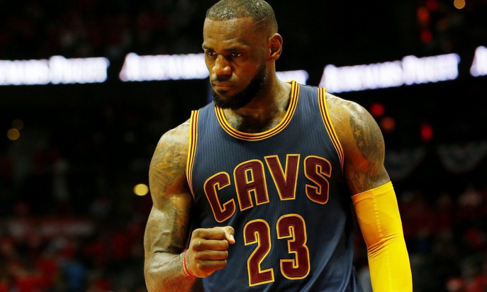 VIDEO The top 10 LeBron James plays of 201617